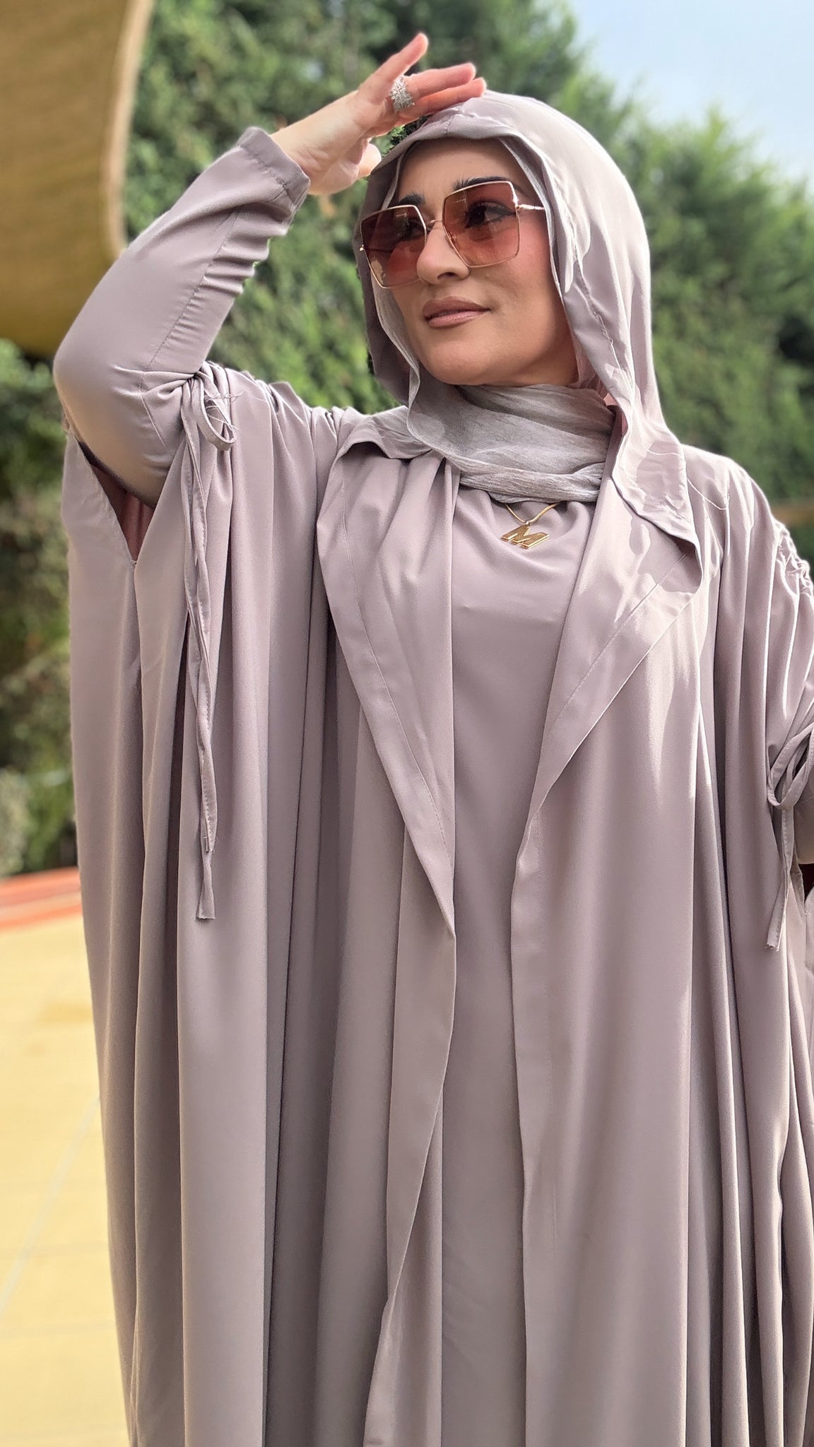 Jade Abaya