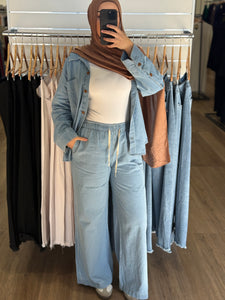 Love Denim Pants